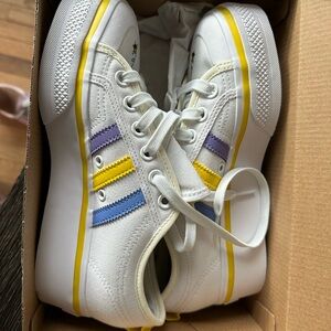 Adidas nizza platform sneakers with bees